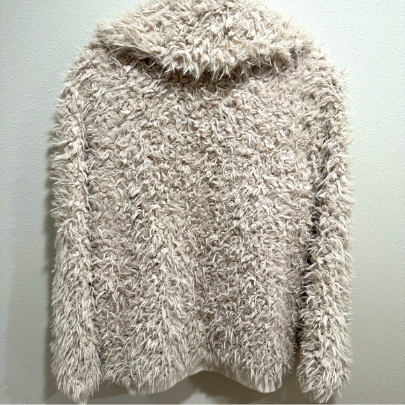 Johnston & Murphy faux fur shag coat - Picture 7 of 8